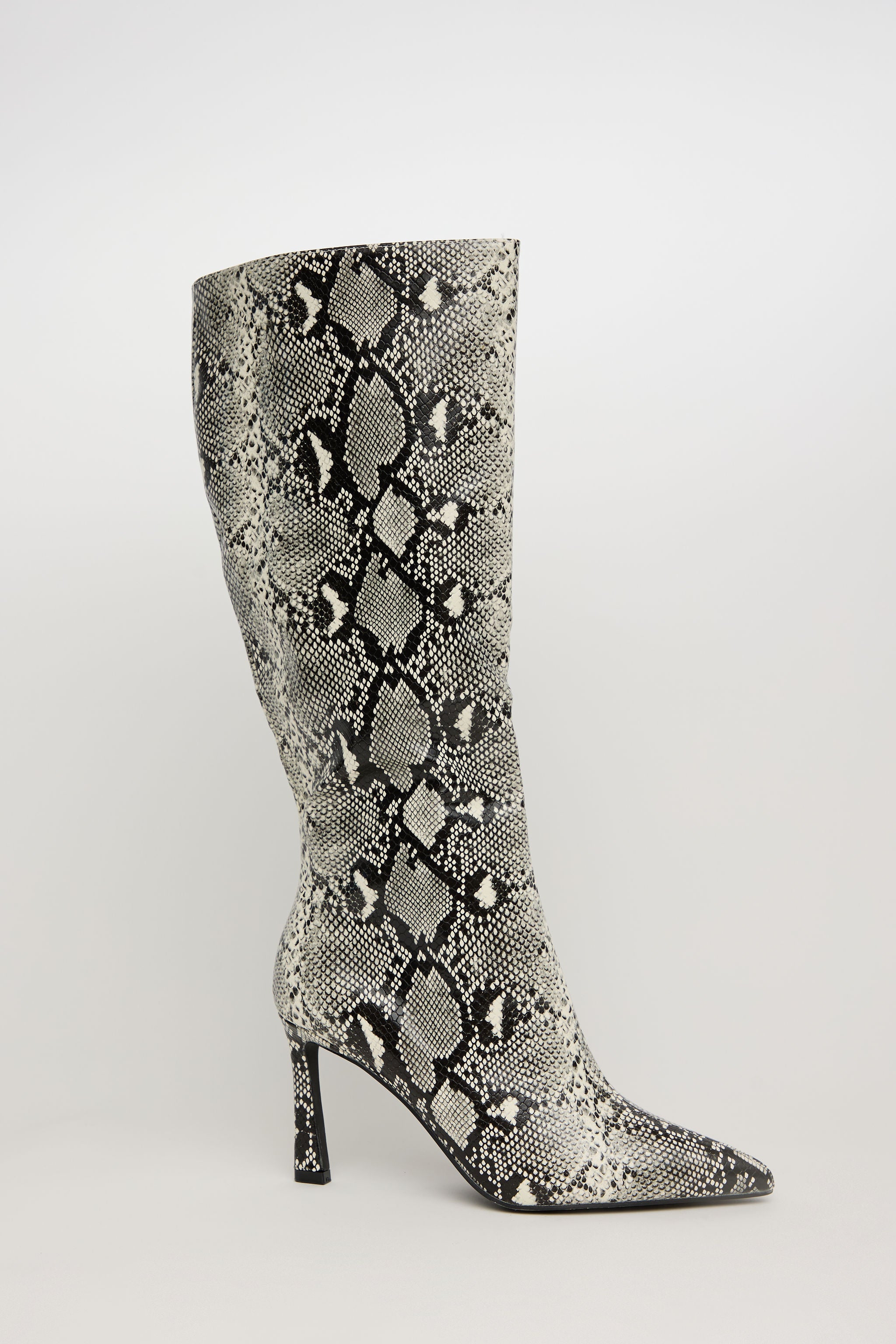 SNAKE QUEEN – Bota Alta Tacón con Print Animal
